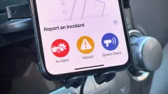 Signaler des pièges à vitesse, des accidents et des dangers dans les cartes Apple pendant la navigation pour aider les autres conducteurs sur la route