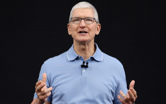Apple isn't giving up on AI, and here's what CEO Tim Cook says about it