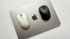 ESR's MagMouse sticks to a MacBook in an innovative way, we were impressed