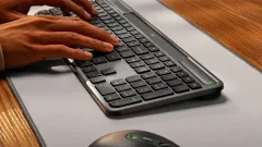 Papan kekunci solar logitech baru menjanjikan 10 tahun hayat bateri