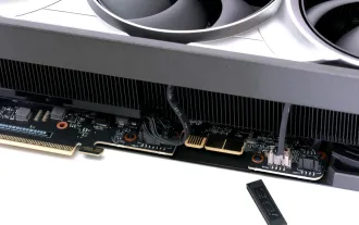 Asus Rog Astral Geforce RTX 5090 BTF Edisi Kos & Euro; 50 Lebih Daripada Model Standard