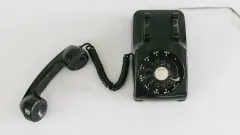 為什麼蘋果的iPhone 17掛繩孔信號(hào)智能手機(jī)自由的未來