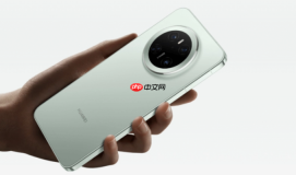 HUAWEI Mate 80 未发布已爆预订潮？线下门市疑偷跑收单，摺叠旗舰同步曝光!