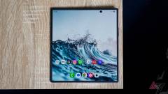 サムスンの未来的な三つ折り携帯電話が米国でデビューするかもしれない