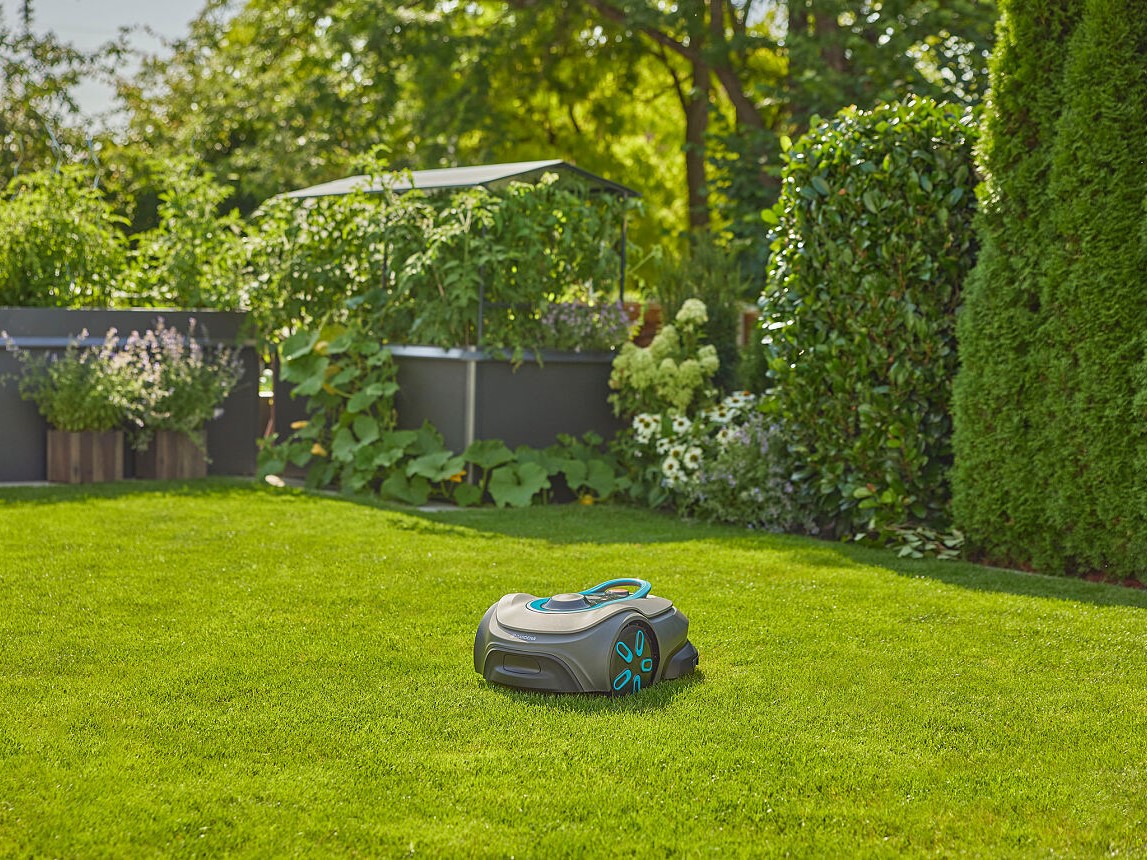 Gardena stellt den ersten begrenzungskabellosen Rasenmäherroboter vor