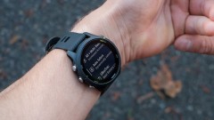 Perisian jam tangan pintar Garmin Forerunner baharu kini tersedia dengan ciri getaran yang dikemas kini