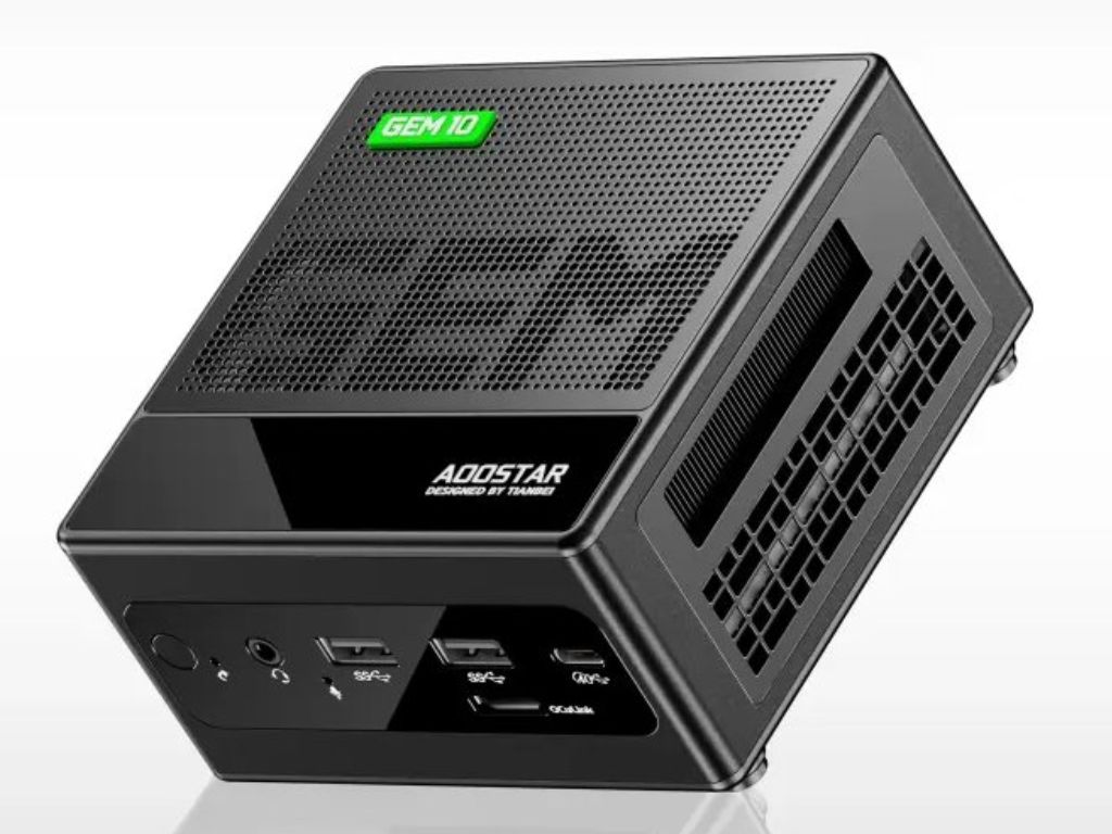 AOOSTAR annonce un mini PC compact GEM10 370 de 0,6 L avec AMD Ryzen AI 9 HX 370 et un port OCuLink