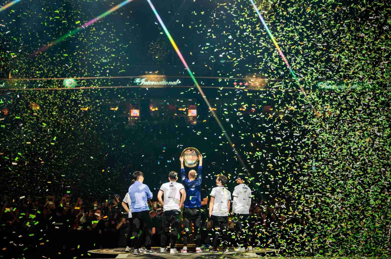 《DOTA2》TI13液体夺冠 晋级TI双冠俱乐部殿堂