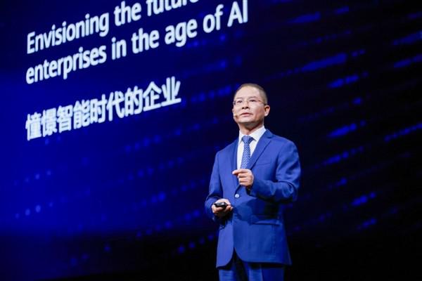 华为:最终实现无人驾驶 高速公路上车即休息