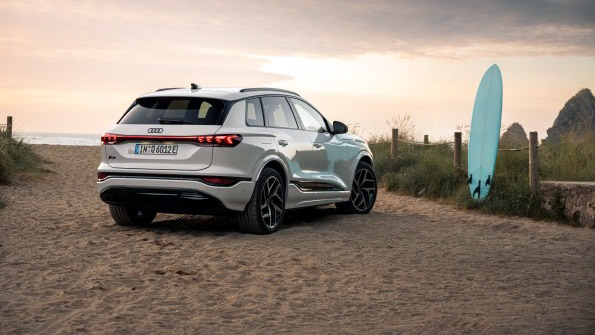 L’Audi Q6 e-tron 2025 propose la gamme Tesla Model Y à deux fois le prix