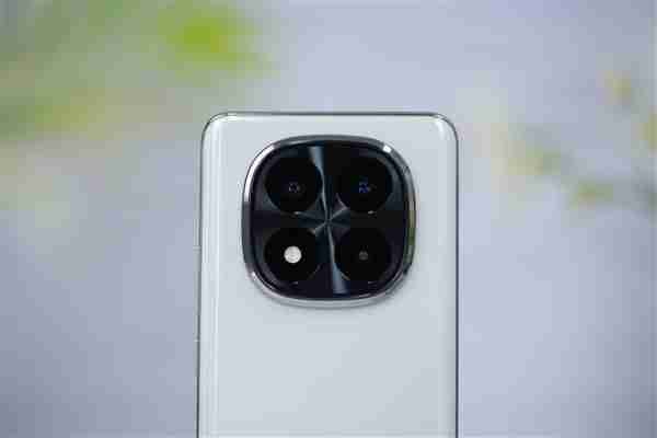 1.8米高也摔不坏！Redmi Note 14 Pro+图赏