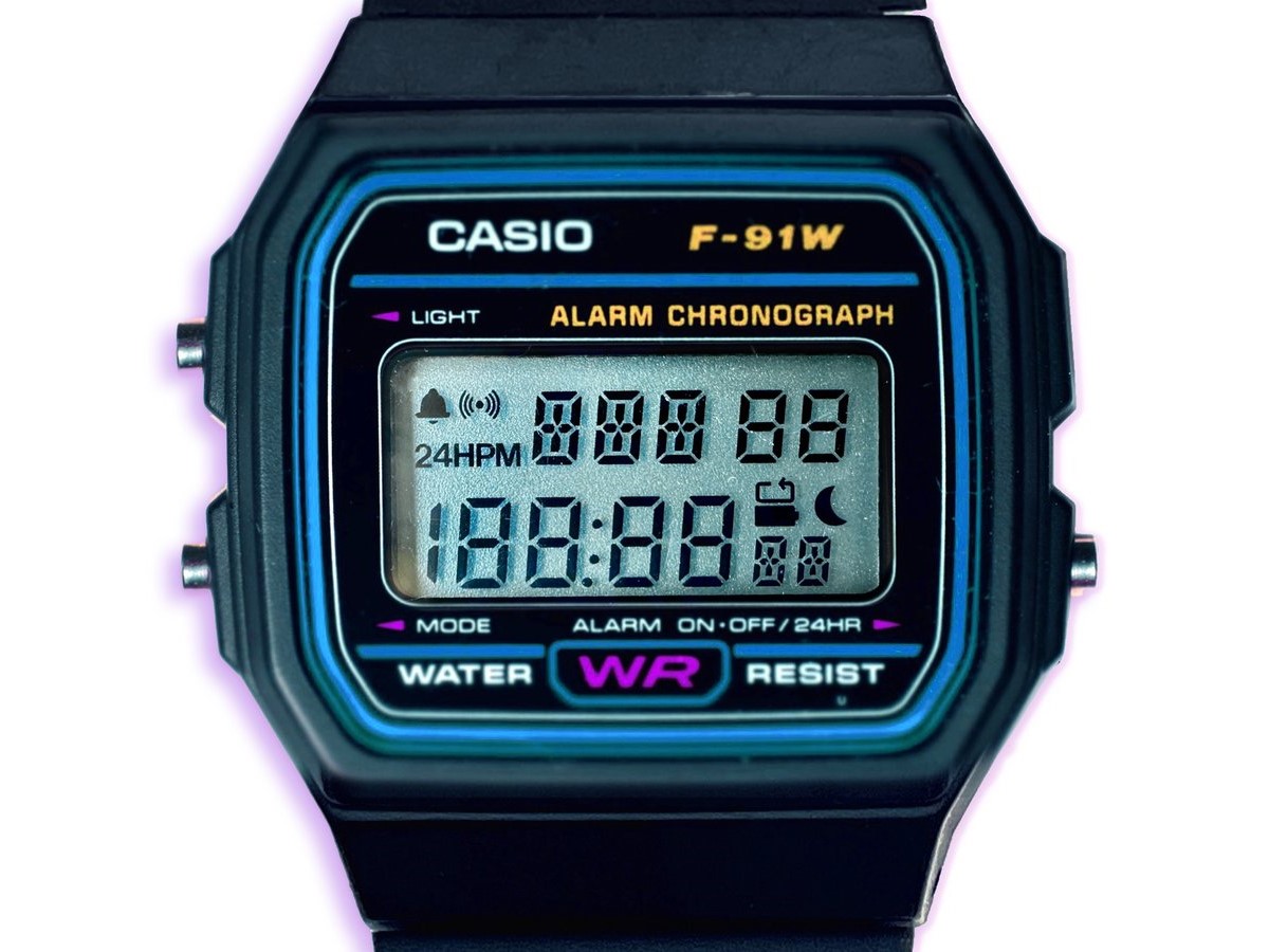 Pengawal mikro ARM yang boleh digodam Sensor Watch Pro untuk jam tangan Casio kini menjadi pendanaan ramai