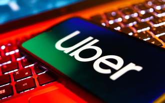 Uber, 전기 자동차 채택을 가속화하기 위해 AI 도우미 및 새로운 라이더 옵션 공개