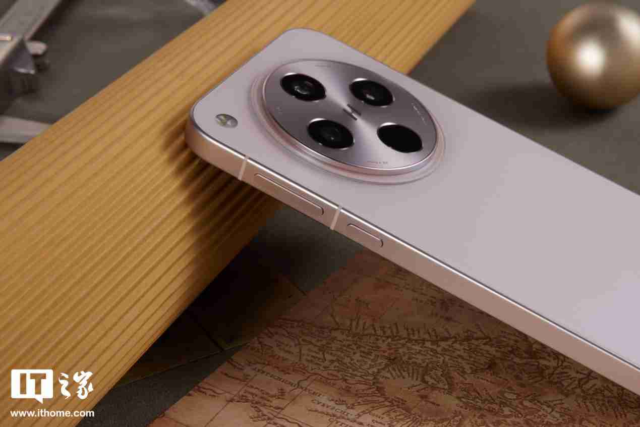 OPPO Find X8 粉色版图赏:淡雅之中透露着活力