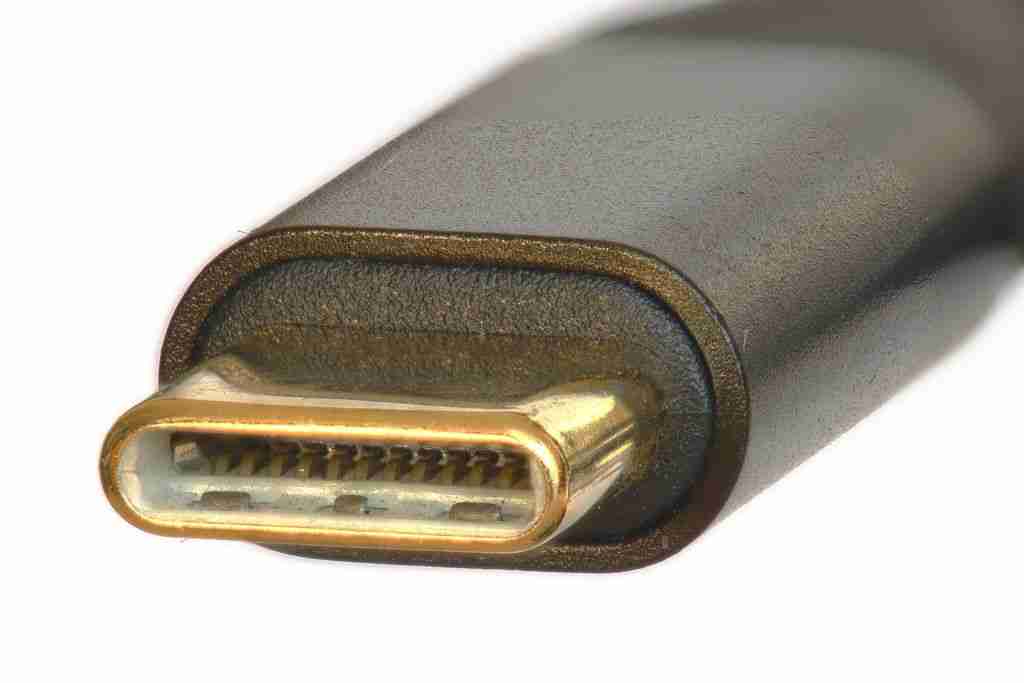 USB-C 有望一统电子设备充电江湖，继欧盟、印度后英国也考虑制定相关标准