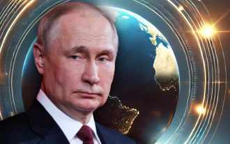ロシアのプーチン大統領、BRICS通貨への段階的なアプローチを強調、スウィフトに代わる通貨に焦点を当てる