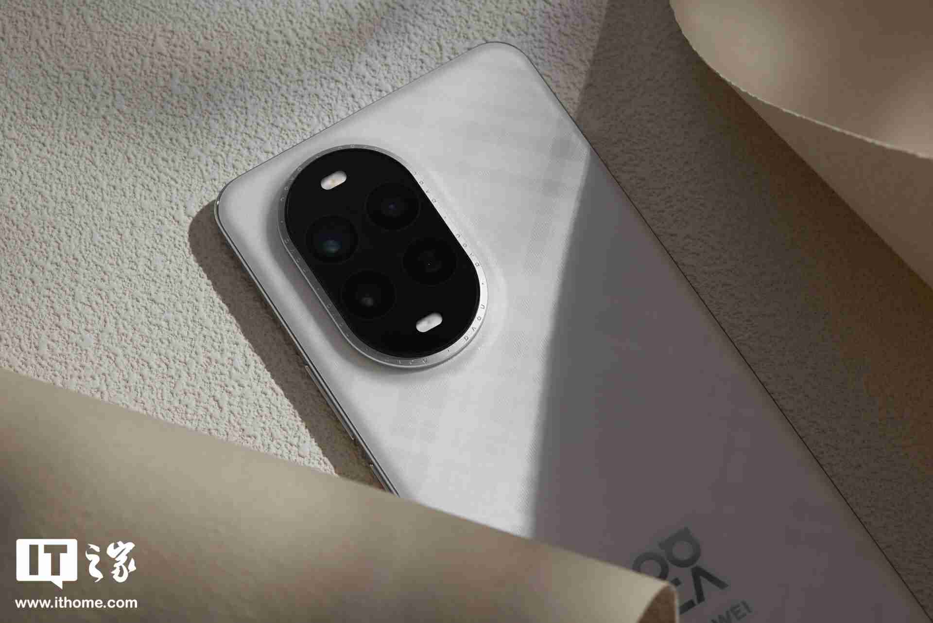 华为 nova 13 系列真机实拍:全新格纹变奏设计,超级星耀环升级