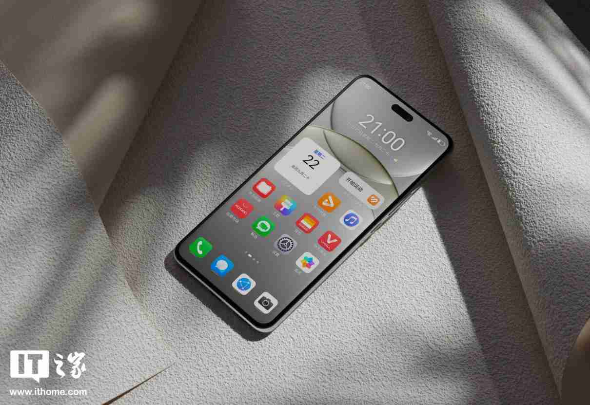 华为 nova 13 系列真机实拍:全新格纹变奏设计,超级星耀环升级