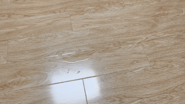 追觅 T40 Ultra 洗地机体验：20000Pa 能吸，智能升降机械臂能抓，还有 100℃沸水浸泡绝活