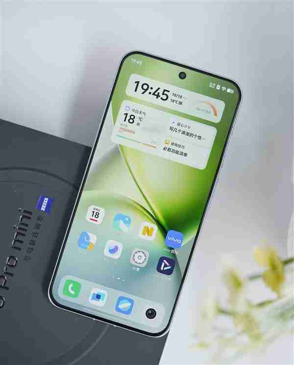 最强悍的小屏旗舰！vivo X200 Pro mini钛青图赏