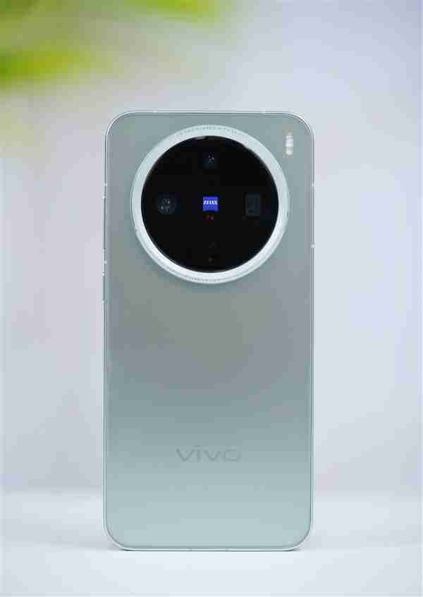 最强悍的小屏旗舰！vivo X200 Pro mini钛青图赏