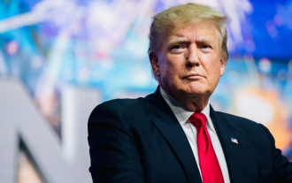 ドナルド・トランプ氏が米大統領選で勝利した後、ビットコイン、ミームコイン、コインベースの株価が急騰