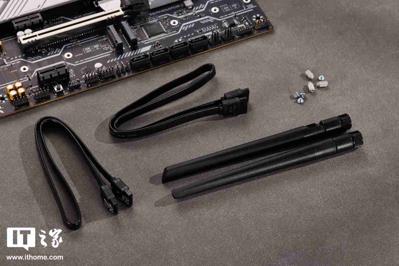 铭瑄终结者 Z890-A Wi-Fi 主板评测:进阶玩家的实用之选