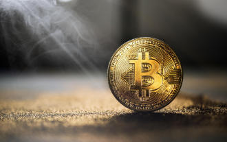 Bitcoin-Preisprognose: 100.000-Dollar-Rallye in Sicht, während die Wale zunehmen, Trump wirbt für DOGE