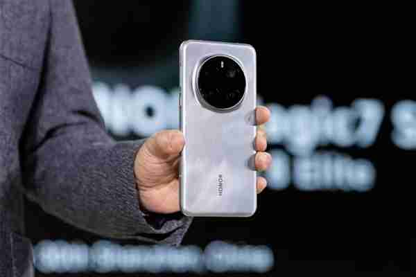 荣耀MagicOS 9.0首批公测:荣耀Magic6系列尝鲜