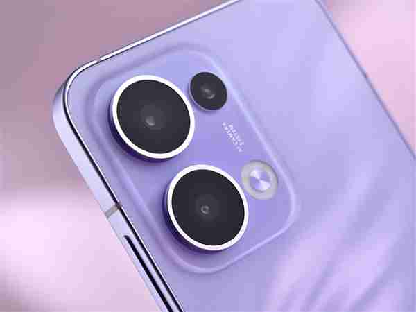 超美小直屏!OPPO Reno13外观赏析