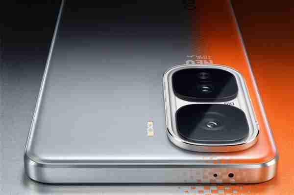 SVM频闪指标最低的旗舰!iQOO Neo10系列屏幕参数出炉