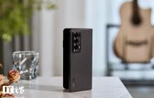 荣耀MagicOS 9.0首批公测机型获122版本升级：新增支持第三方应用通话录音、闭眼修复等功能