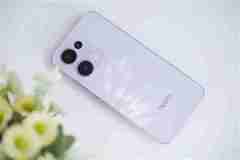 翅膀纹理灵动吸睛!OPPO Reno13图赏