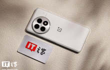 新增支持与 iOS 一碰互传，一加 13 手机获推 ColorOS 15.0.0.301 升级