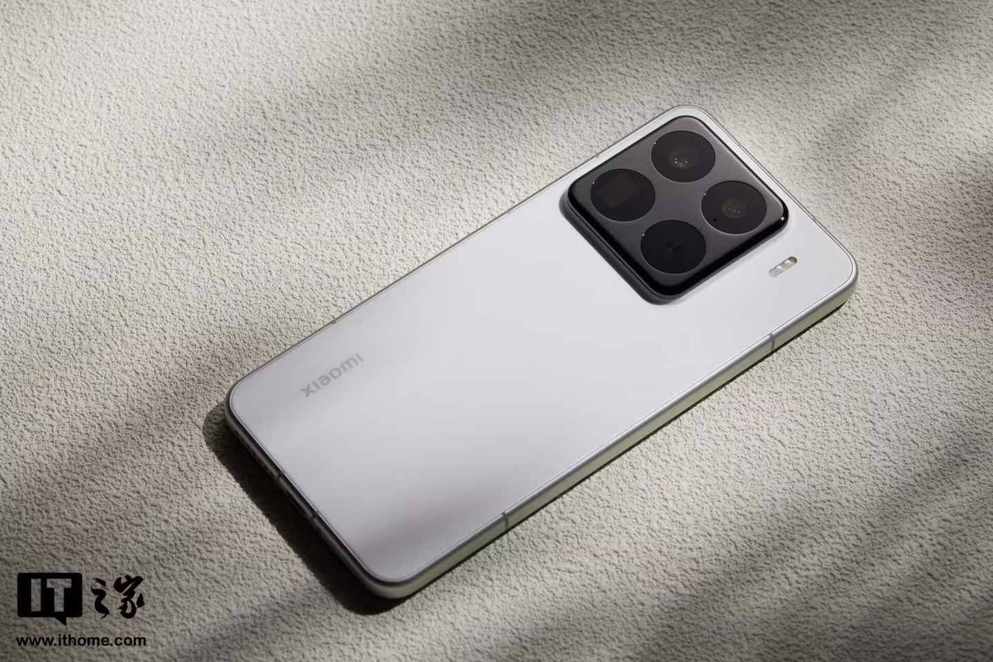 小米 15 Pro 手机获澎湃 OS 2.0.28.0 正式版内测更新:相册“那年今日”支持隐藏