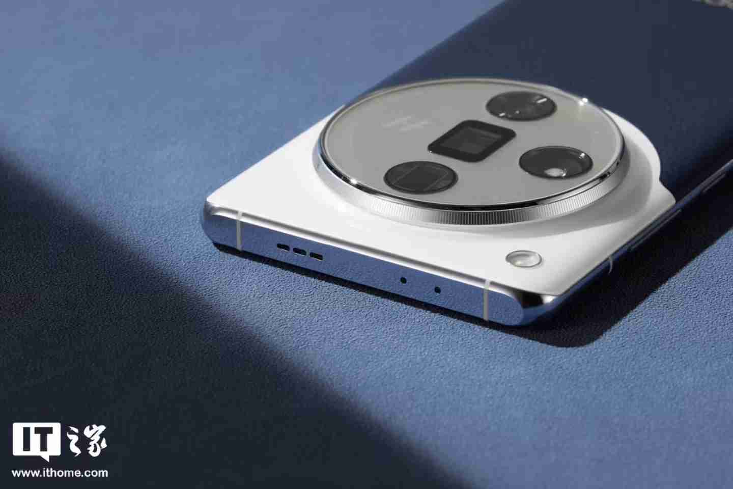 消息称绿厂 PKH110 / PKH120 机型备案 5475mAh 电池、高配版支持天通卫星通信，预计为 OPPO Find 系列