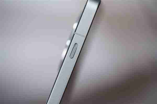 行业顶级1.5K直屏!一加Ace 5图赏