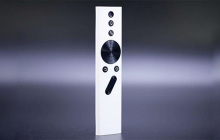 极米遥控器亮黄灯怎么回事