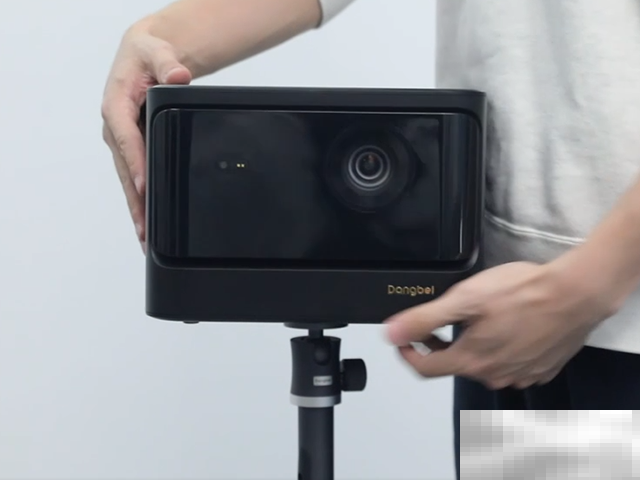 投影画面太大怎么调整