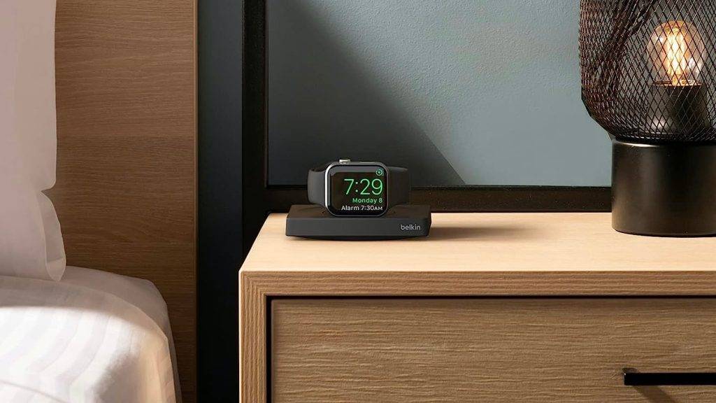 如何尽快为新 Apple Watch 充电