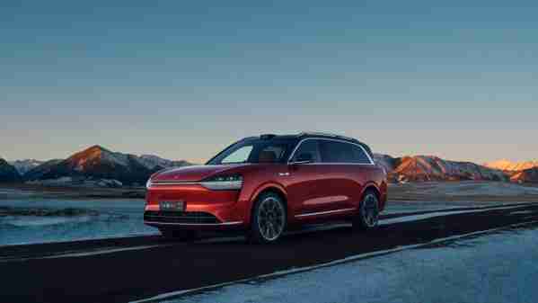 黄渤加入鸿蒙智行大家庭：问界M9全能 没必要看别的