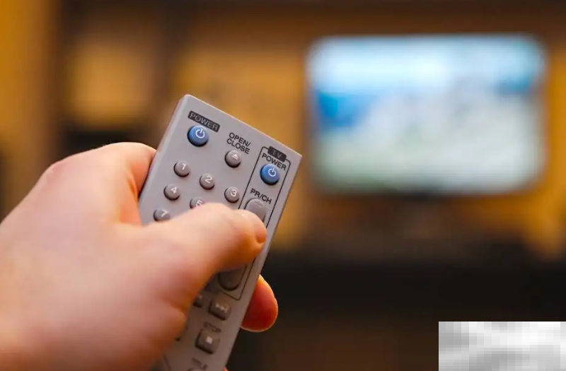 遥控器红灯闪烁但是没反应