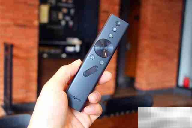 极米h3如何用遥控器调音量