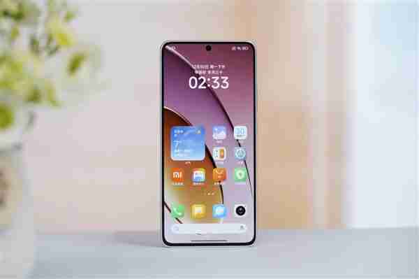 红色腰线太吸睛！REDMI Turbo 4祥云白图赏