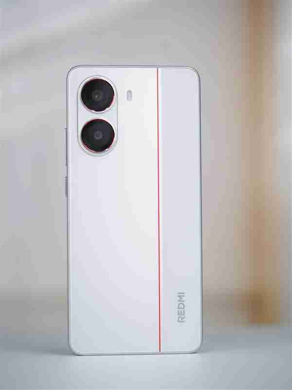 红色腰线太吸睛！REDMI Turbo 4祥云白图赏