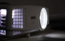 投影怎么手动调小画面