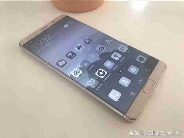 手机变成黑白怎么恢复 手机黑白模式切换方法