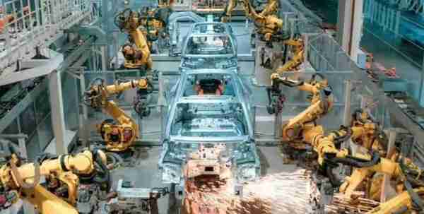 东风汽车公布2025年新车规划:7款乘用车+3款商用车