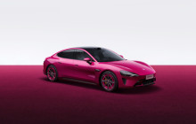 优雅！小米SU7璀璨洋红实车曝光 米灰色新内饰也不错