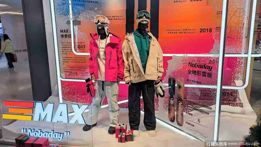 为滑雪买套房，“雪友”带飞万亿冰雪产业